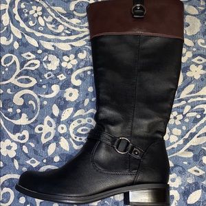 Brown/black riding boot